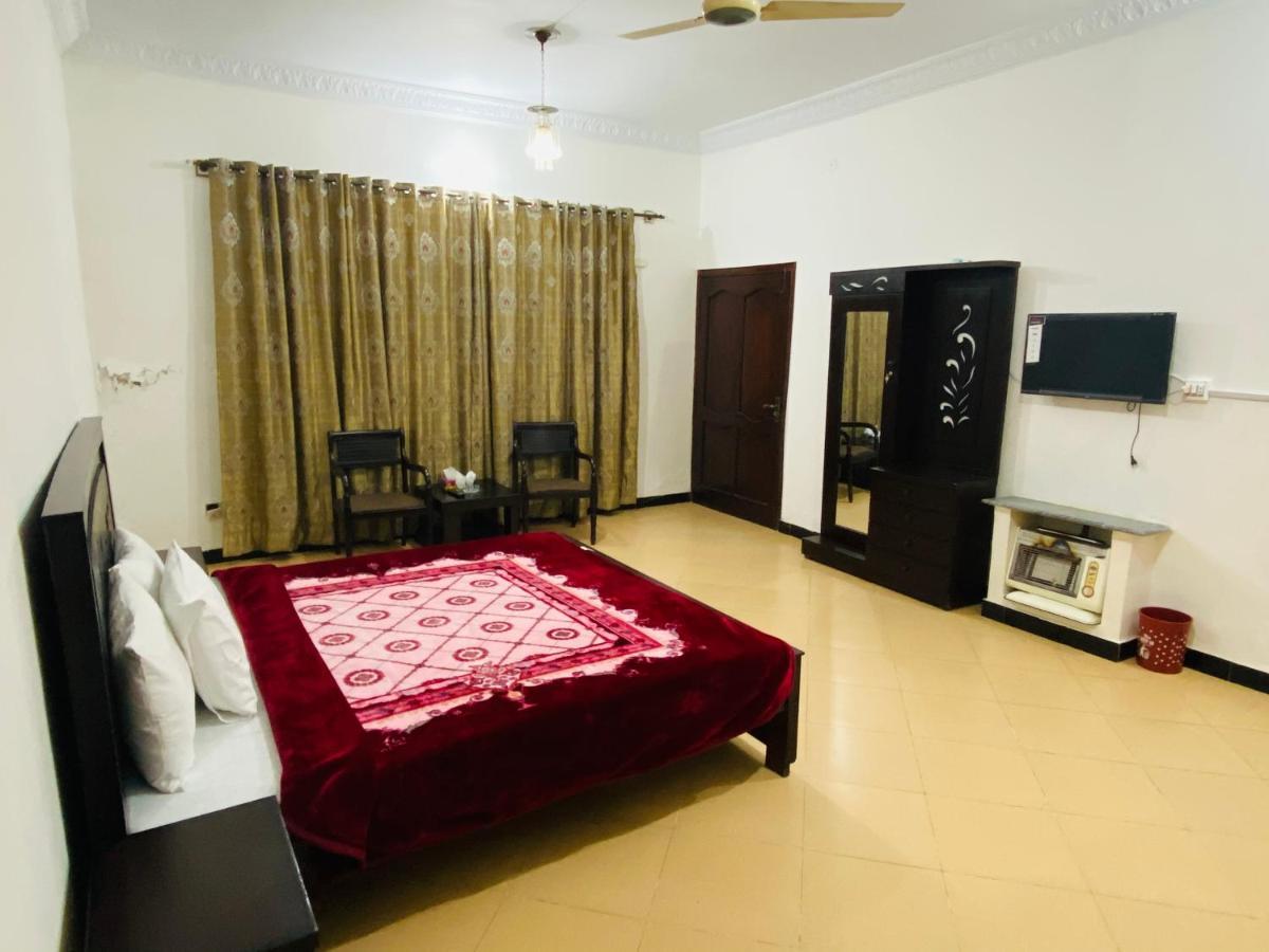 Lux Lounge Guest House Islamabad Exterior foto