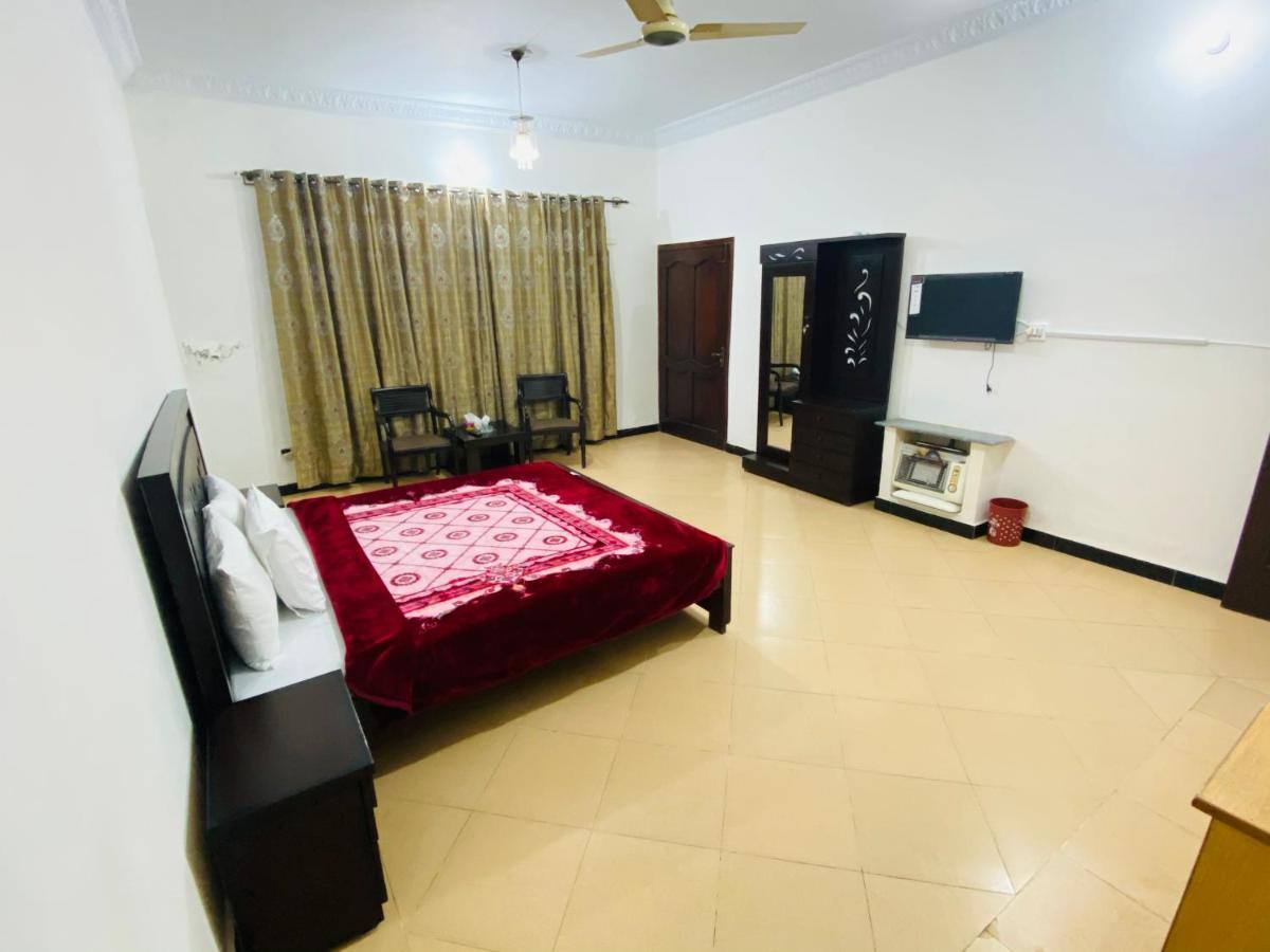 Lux Lounge Guest House Islamabad Exterior foto